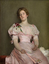 Portrét mladej ženy v ružových šatoch