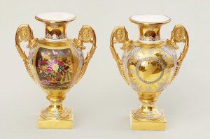 Pár porcelánových váz