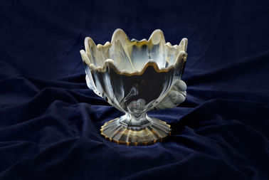 SKLENENÁ ŽARDINIÉRA