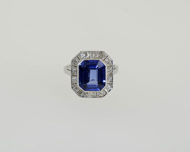 Prsteň Art Deco s modrým zafírom (Rakúsko)