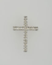 Diamantový prívesok - krížik