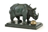 Nosorožec v brnení (Rhinocéros Habillé en Dentelles)