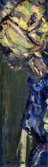 Žena v modrých šatách