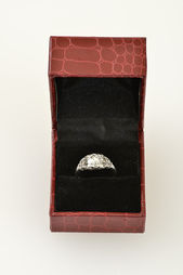 Zlatý prsteň Art-Deco