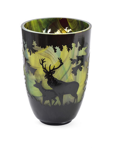 Váza spoľovníckym motívom