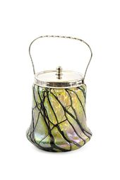 Sklenená dóza s vekom