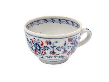 Čajová šálka s orientálnym dekórom (Meissen?)