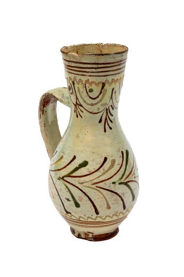 Slovenský džbánik so žltohnedým dekórom (ľudová práca)