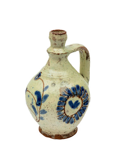 Slovenský džbánik s modrým dekórom (ľudová práca)