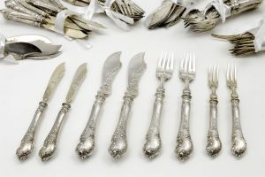 Strieborný rybací príbor pre 17 osôb<br>Strieborný dezertný príbor pre 12 osôb