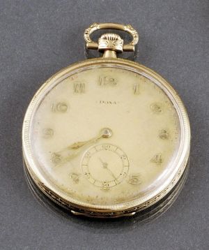 Pánske zlaté vreckové hodinky značky DOXA