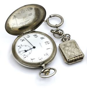 Strieborné pánske trojplášťové vreckové hodinky Doxa