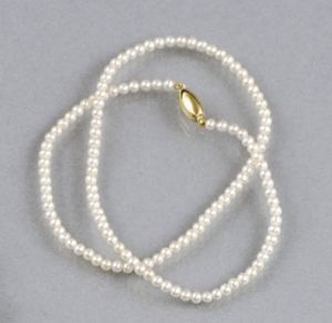 Perlový náhrdelník