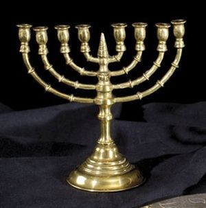 Chanukový svietnik