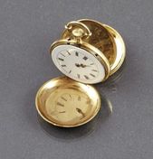 Dámske zlaté trojplášťové vreckové hodinky