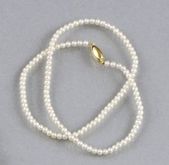 Perlový náhrdelník