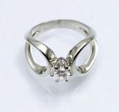 Dámsky briliantový prsteň