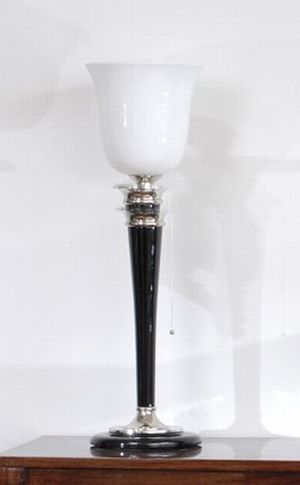 Stolová lampa v štýle Art Deco