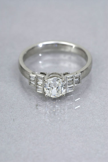 DÁMSKY DIAMANTOVÝ PRSTEŇ