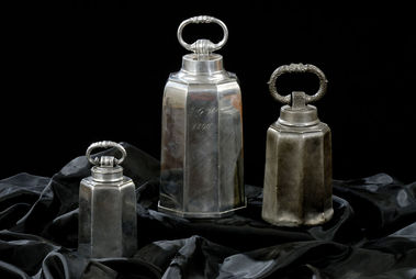 CÍNOVÁ FĽAŠA NA MUŠT