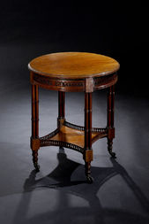 VIKTORIÁNSKY SERVÍROVACÍ STOLÍK