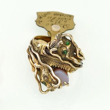 Prsteň s motívom čínskych drakov