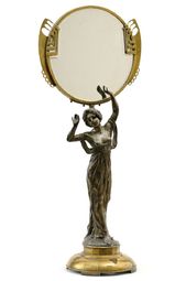 Zrkadlo s postavou ženy