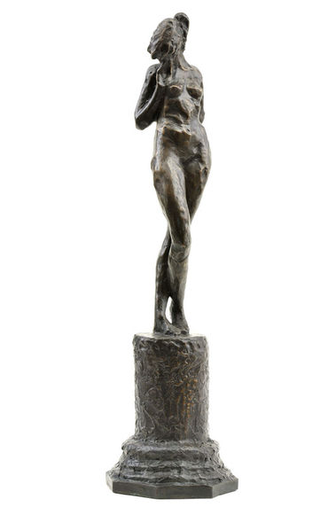 Akt s rukou za chrbtom