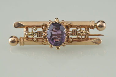 Brošňa s ametystom