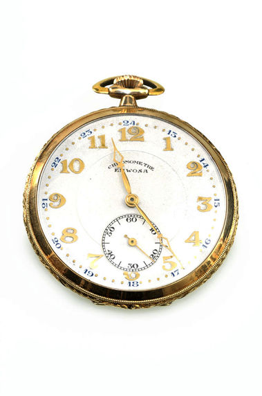 Vreckové hodinky dvojpláštové