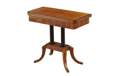 Stôl biedermeier s rozkladacou doskou
