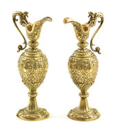 PÁR DEKORATÍVNYCH NEORENESANČNÝCH VÁZ